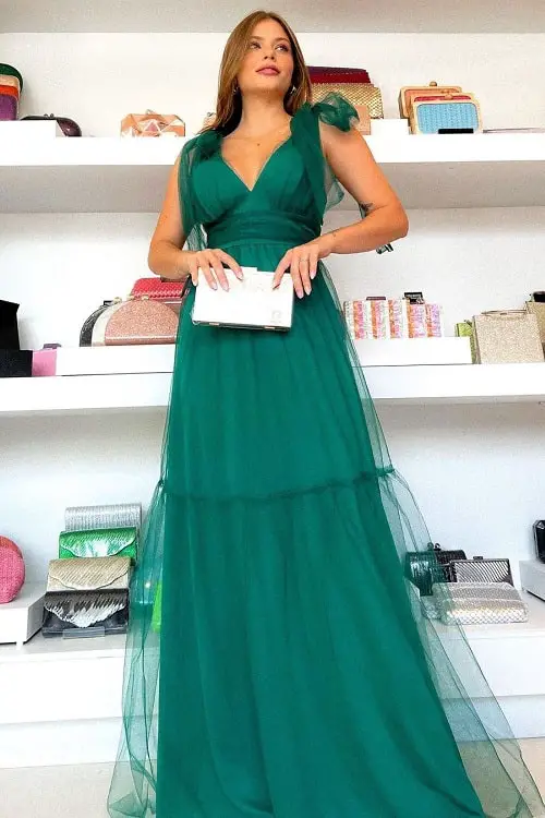 Vestido longo verde esmeralda em tule