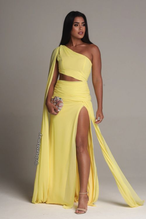Vestido amarelo com clutch colorida